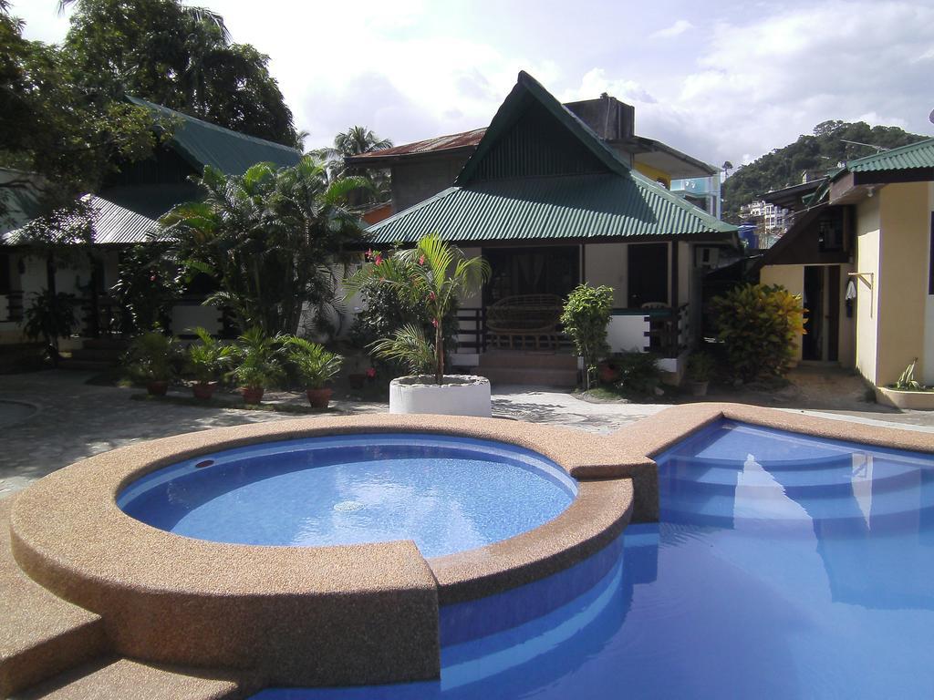 Seashore Beach Resort Puerto Galera Luaran gambar