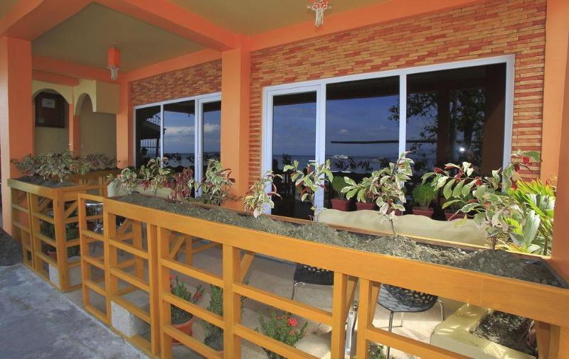 Seashore Beach Resort Puerto Galera Luaran gambar