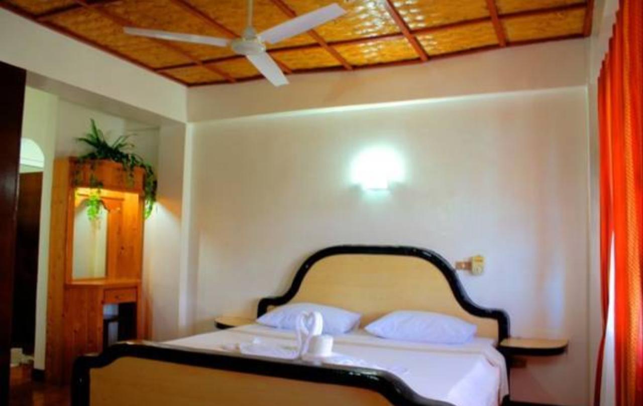 Seashore Beach Resort Puerto Galera Luaran gambar