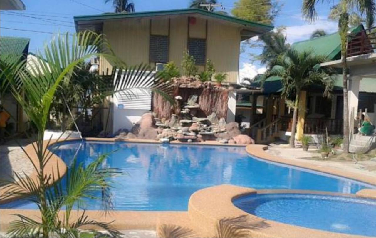 Seashore Beach Resort Puerto Galera Luaran gambar