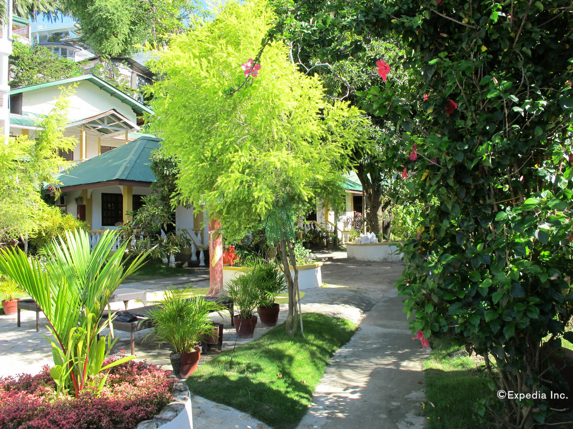 Seashore Beach Resort Puerto Galera Luaran gambar